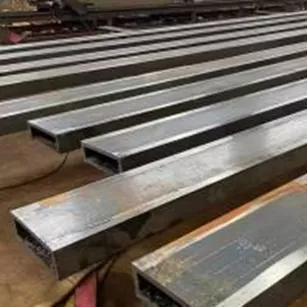 Stačiakampis kvadratinis vamzdis